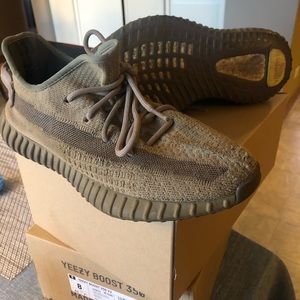 YEEZY BOOST 350
